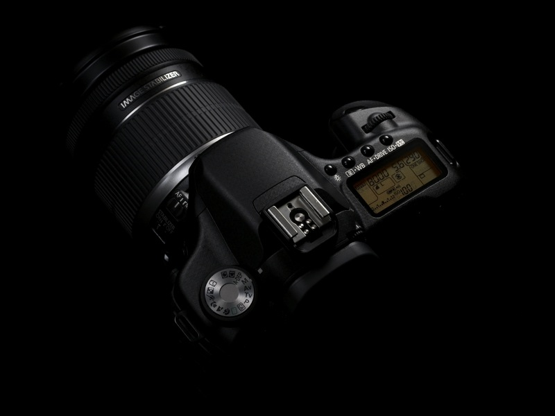 Illustration for article titled Canon EOS 50D Official: 15-Megapixel Prosumer DSLR Is First With Digic 4 Processor